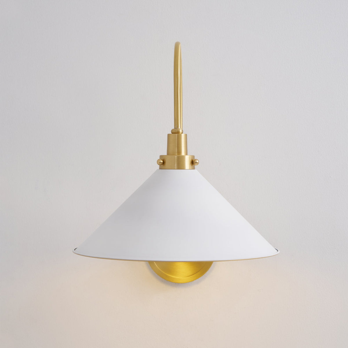 Clivedon Metal-Shade Wall Sconce