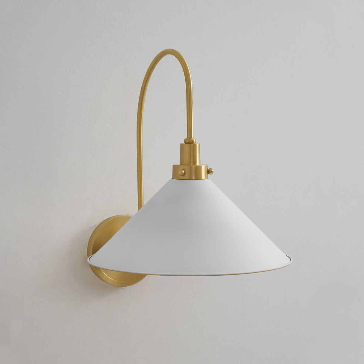 Clivedon Metal-Shade Wall Sconce