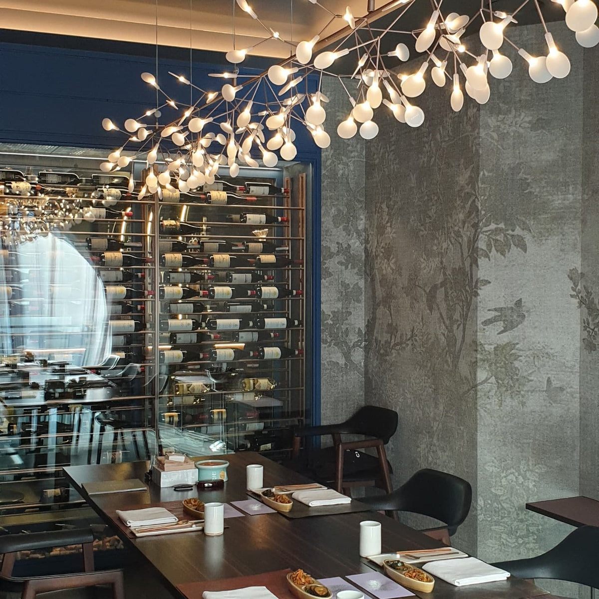 Heracleum Firefly LED Branch Chandelier