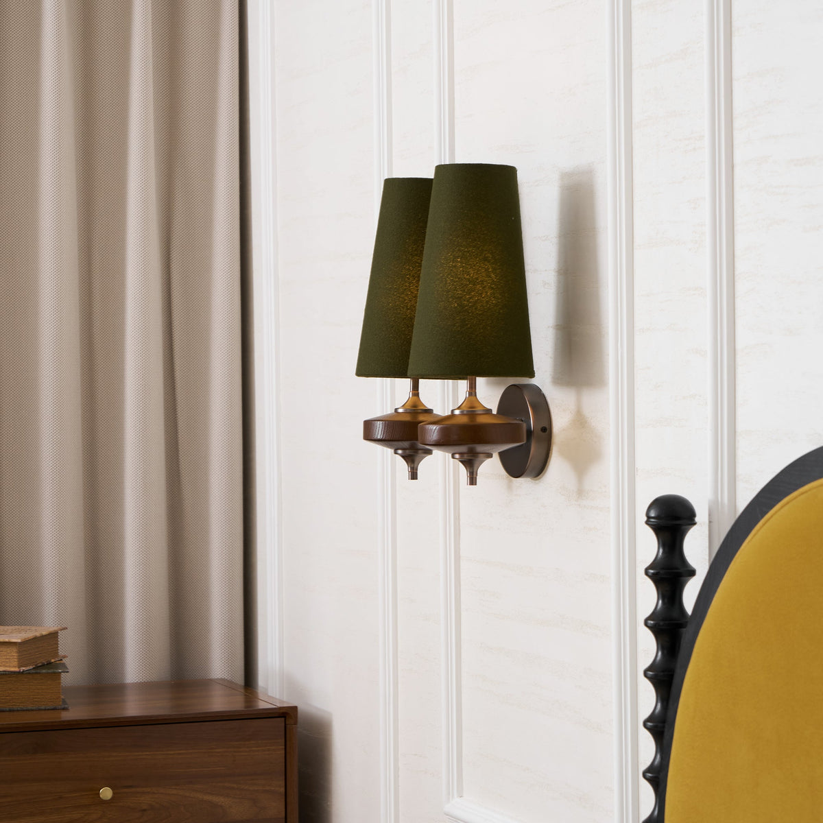 Hour Rho Wall Lamp