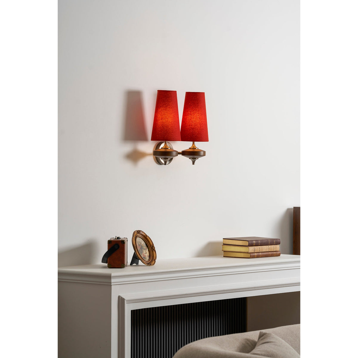 Hour Rho Wall Lamp