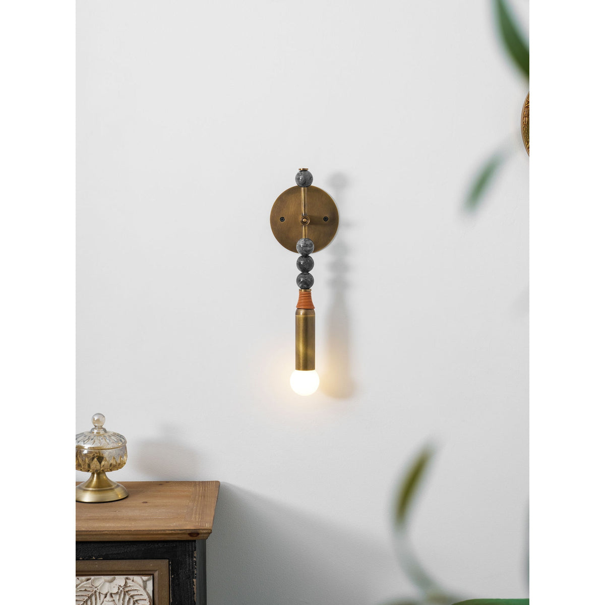 Toam Brass & Marble Wall Lamp