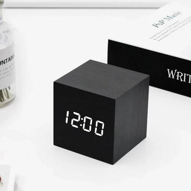 Aurora Sunrise Alarm Clock | Digital Wake-Up Light with Clear LED Display for Refreshing Mornings Alarm Clocks