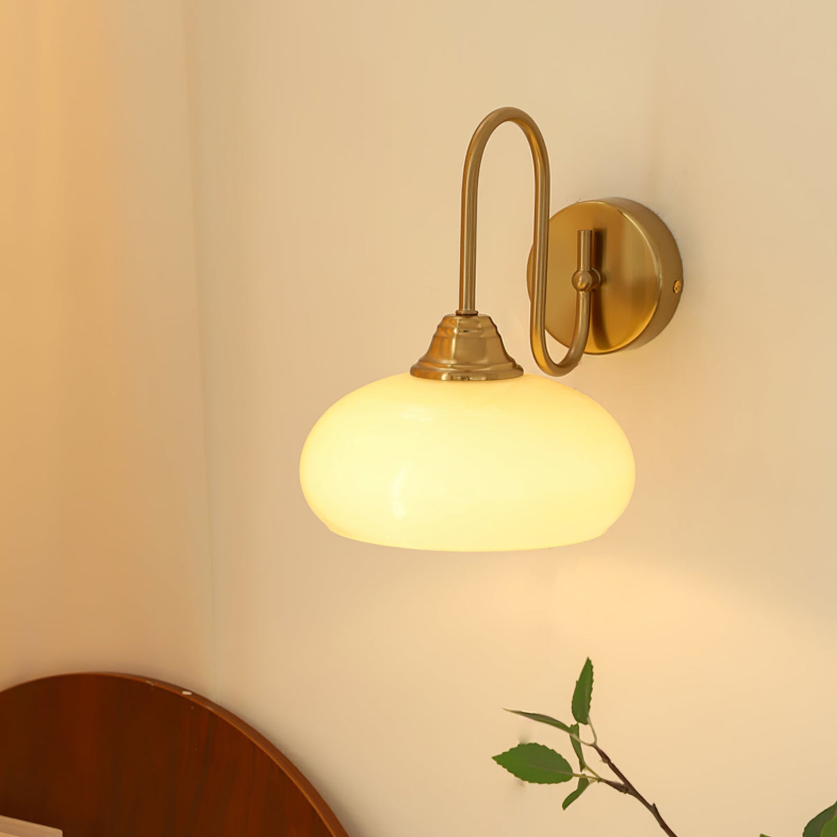Nova Glass Wall Light (Hardwired)