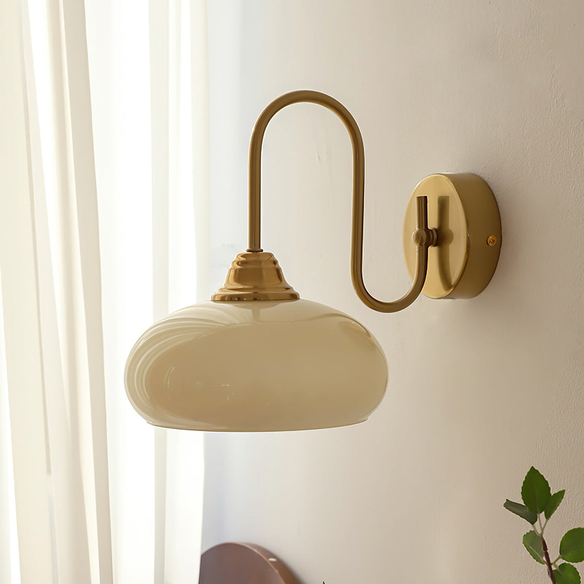 Nova Glass Wall Light (Hardwired)