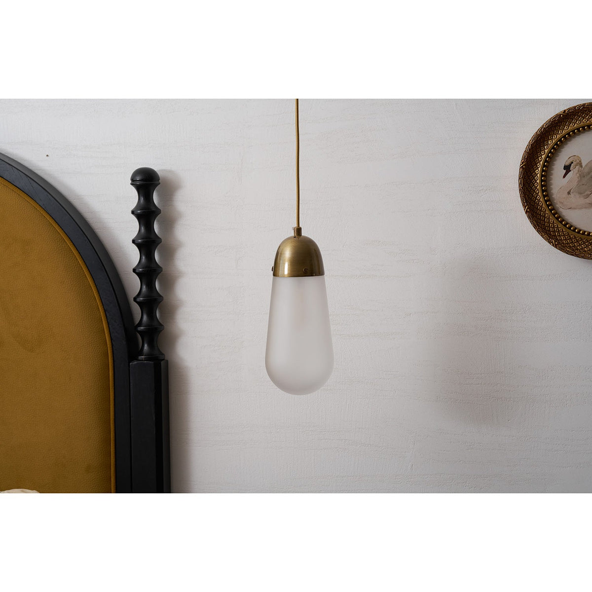 Lariat Swag-Cord Cluster Pendant