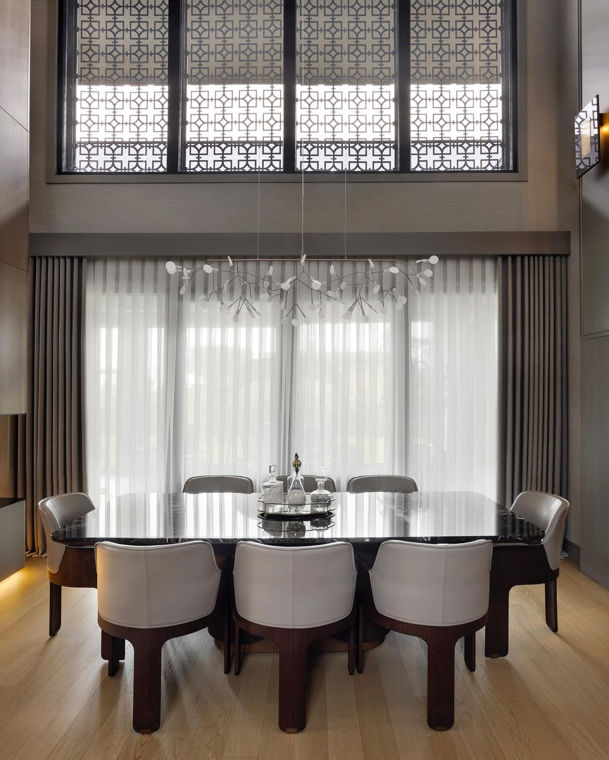 Heracleum Firefly LED Branch Chandelier